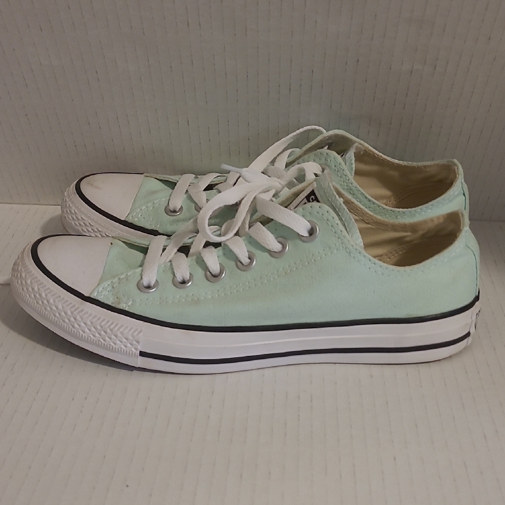 Mint Green Converse Chuck Taylors Canvas Sneakers Size 8